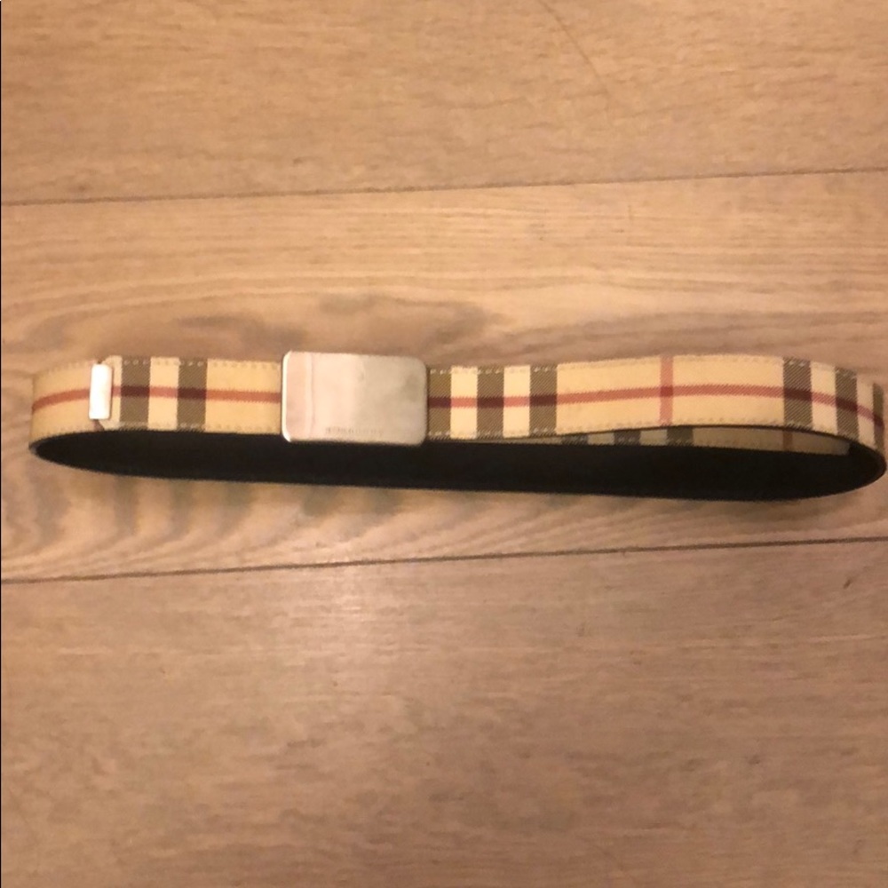 Burberry belt